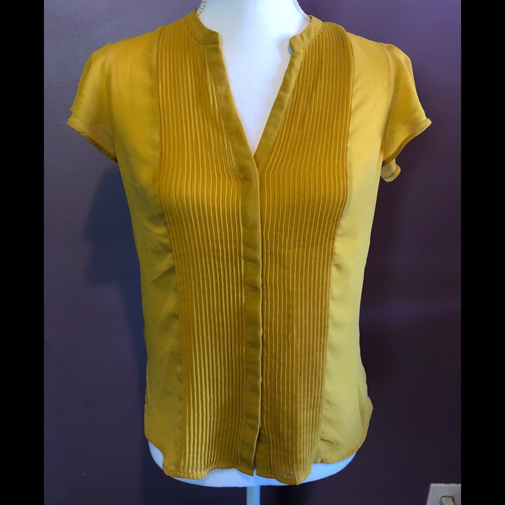 H&M Mustard Flutter Sleeve Top Sz. 6